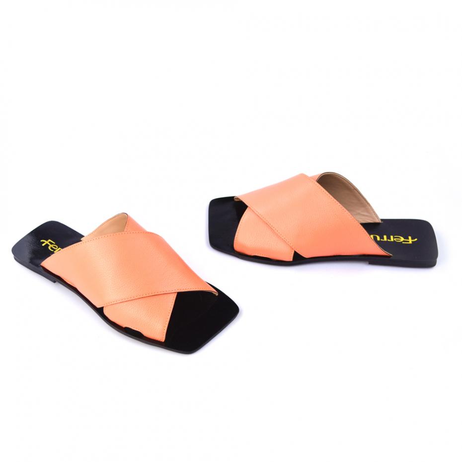 FLAT BICO QUADRADO EM X