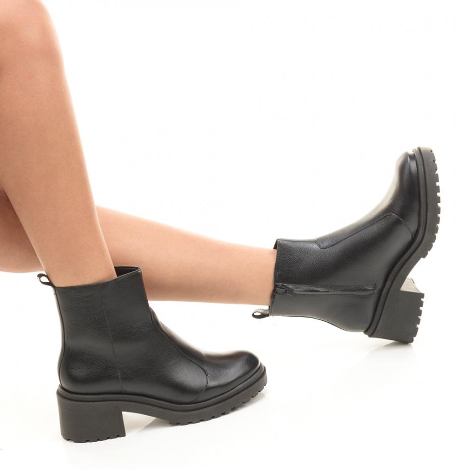 BOTA BASIC PRETA