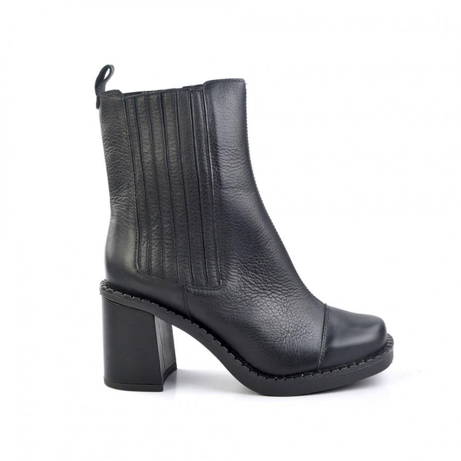 BOTA CHELSEA