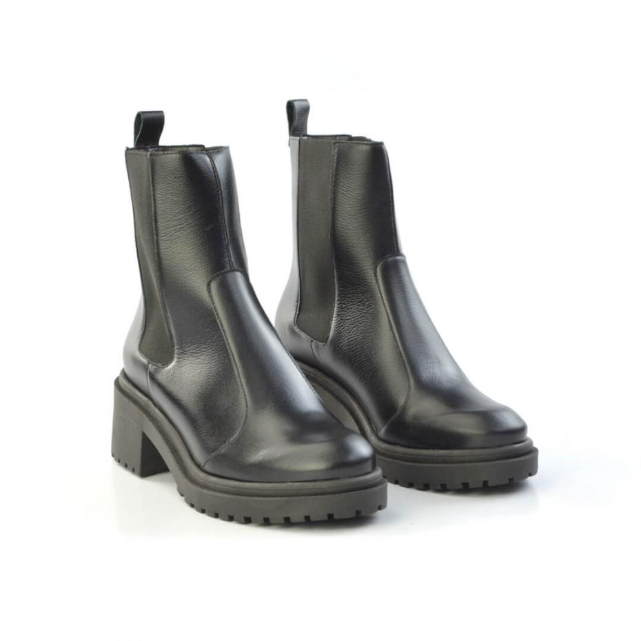 BOTA TRATORADA CHELSEA