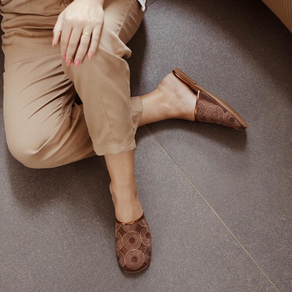 FLAT MULE TELA ESPIRAL