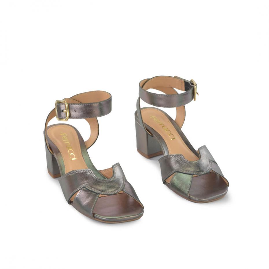 SANDÁLIA RECORTES METALIZADA