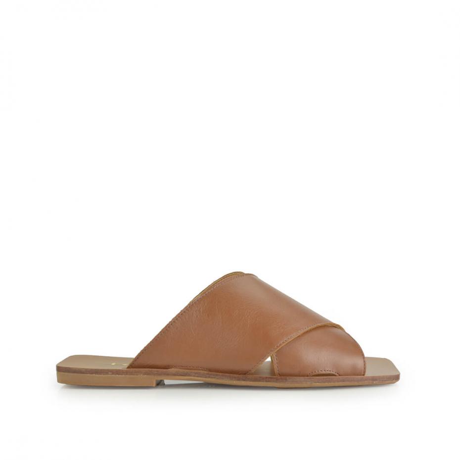 FLAT BICO QUADRADO EM X