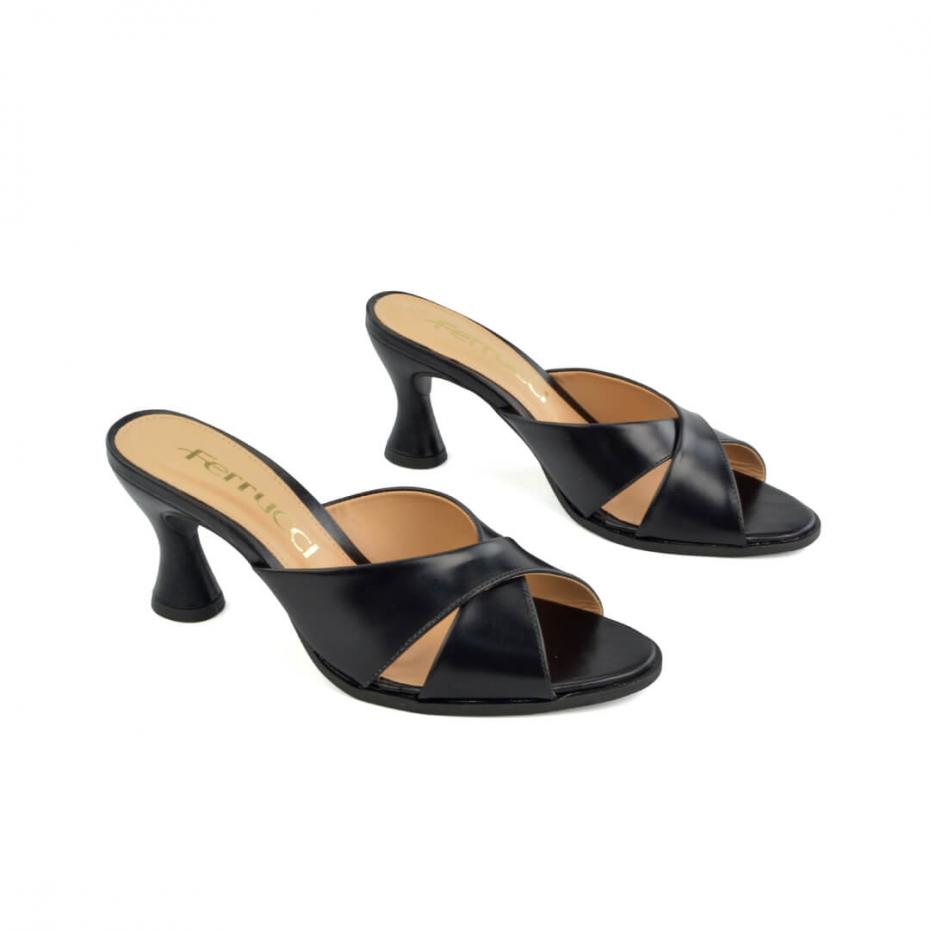 SANDÁLIA MULE PRETA