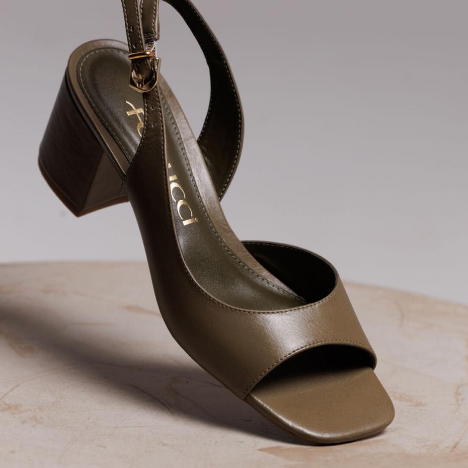 SLINGBACK BOSSA