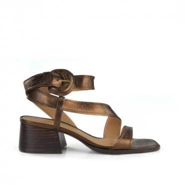 SANDÁLIA RECORTES METALIZADA - Código 2107-2-129