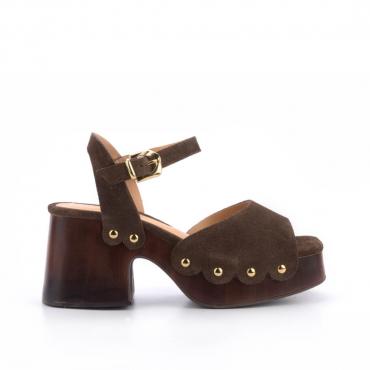 SANDÁLIA PLATAFORMA CAMURÇA - Código 2229-2-299