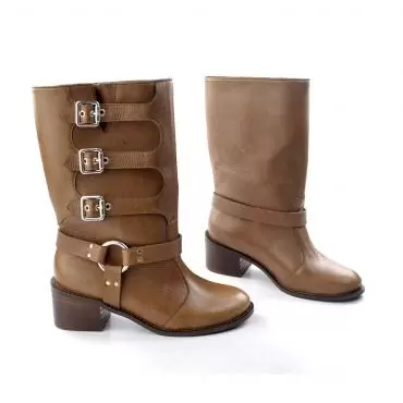 BOTA CANO MÉDIO FIVELAS