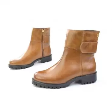 BOTA TRATORADA
