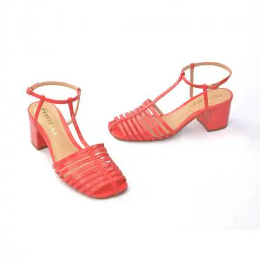 SANDÁLIA TIRAS RETRÔ