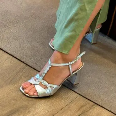 SANDÁLIA ATEMPORAL RETRO