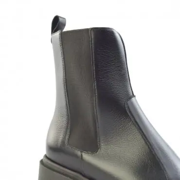 BOTA TRATORADA CHELSEA