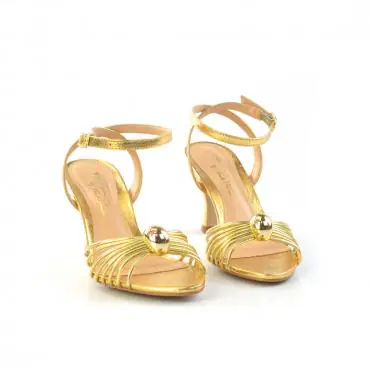SANDÁLIA ENFEITE ABAULADO SALTO TAÇA