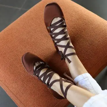 FLAT SNEAKERINA LACE UP