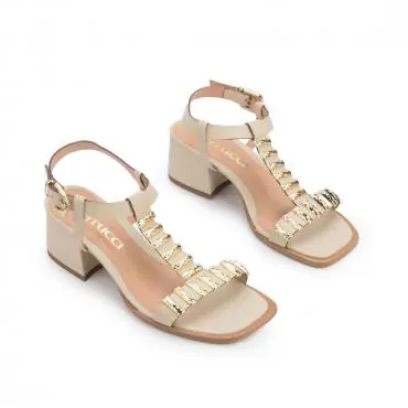 SANDÁLIA SALOMÉ COM APLICAÇÕES