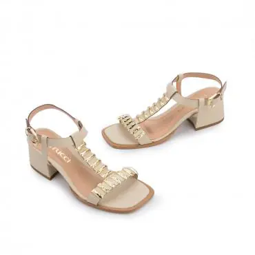 SANDÁLIA SALOMÉ COM APLICAÇÕES