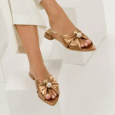 FLAT BICO FOLHA PÉROLA