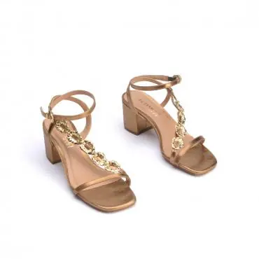 SANDÁLIA ADORNO CORAIS