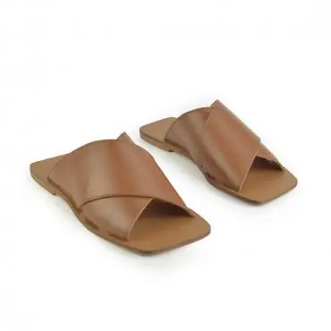 FLAT BICO QUADRADO EM X