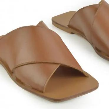 FLAT BICO QUADRADO EM X