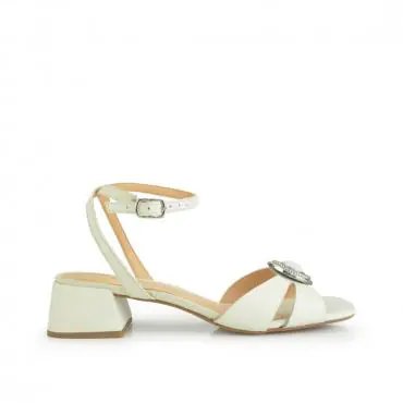 SANDÁLIA PEDRA RESINADA