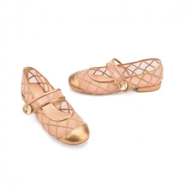 SAPATILHA BONECA BORDADO EM TELA