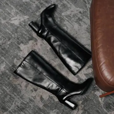 BOTA OLIVIA
