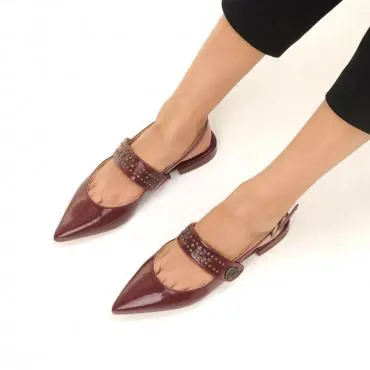 SAPATILHA SLINGBACK CORAÇÃO ENTRELAÇOS