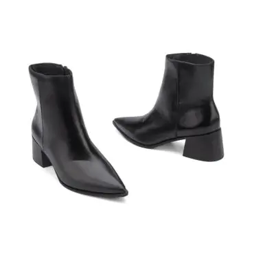 BOTA LOLA