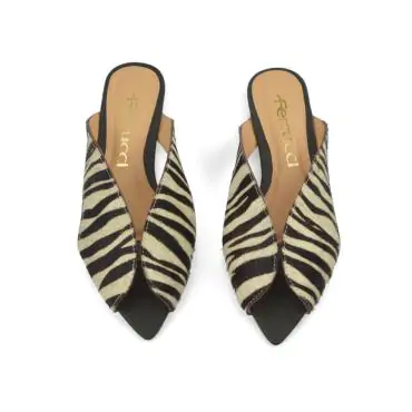 FLAT BICO FOLHA