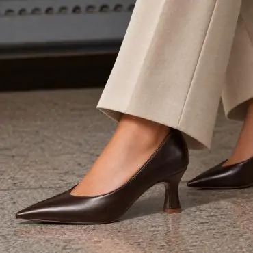 SCARPIN BÁSICO COM BOSSA