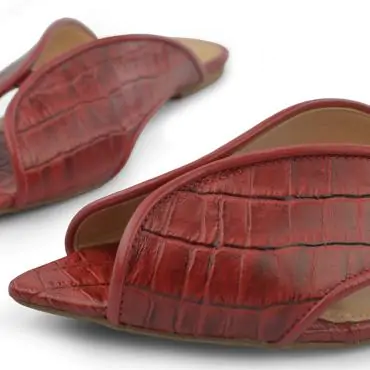 FLAT BICO FOLHA