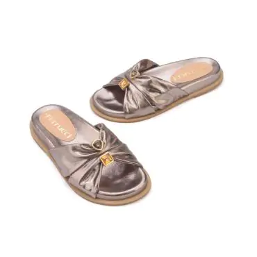 PAPETE KITTEN HEEL PEDRAS